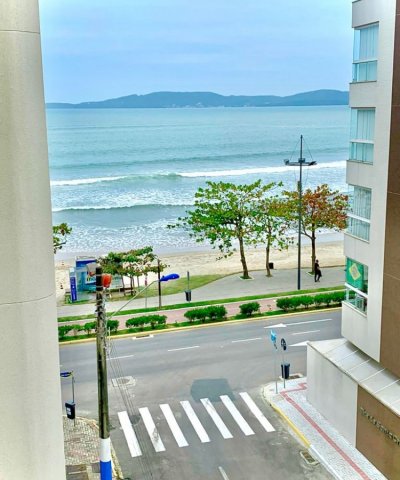 Apartamento vista mar a venda em Itapema SC